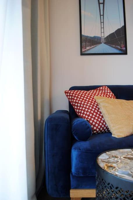Art Marina Nad Rzeka Z Bezplatnym Parkingiem Apartamento Wrocław Exterior foto